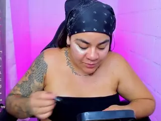 sharoonhills's Live Sex Cam Show
