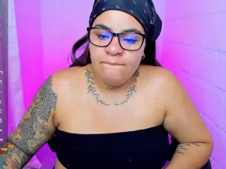 sharoonhills's Live Sex Cam Show