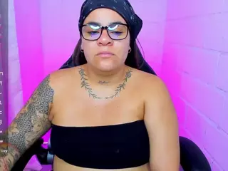 sharoonhills's Live Sex Cam Show