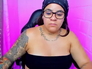 sharoonhills's Live Sex Cam Show