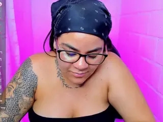 sharoonhills's Live Sex Cam Show