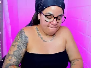 sharoonhills's Live Sex Cam Show