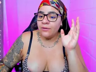 sharoonhills's Live Sex Cam Show