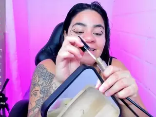 sharoonhills's Live Sex Cam Show