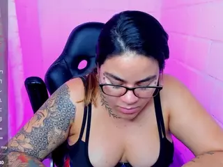 sharoonhills's Live Sex Cam Show