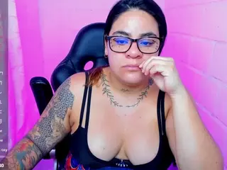 sharoonhills's Live Sex Cam Show