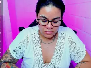 sharoonhills's Live Sex Cam Show