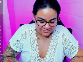 sharoonhills's Live Sex Cam Show