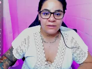 sharoonhills's Live Sex Cam Show
