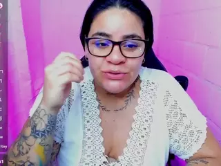 sharoonhills's Live Sex Cam Show