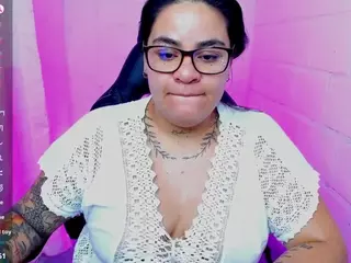 sharoonhills's Live Sex Cam Show