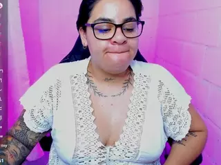 sharoonhills's Live Sex Cam Show