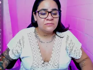 sharoonhills's Live Sex Cam Show