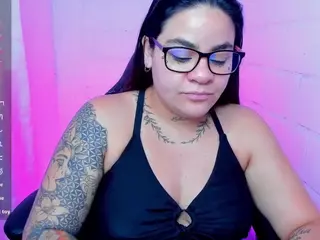 sharoonhills's Live Sex Cam Show