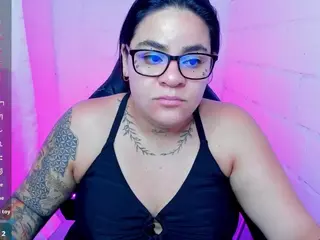 sharoonhills's Live Sex Cam Show
