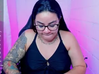 sharoonhills's Live Sex Cam Show