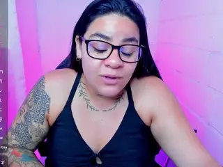 sharoonhills's Live Sex Cam Show