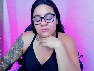 sharoonhills's Live Sex Cam Show
