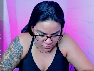 sharoonhills's Live Sex Cam Show