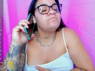 sharoonhills's Live Sex Cam Show
