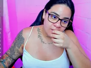 sharoonhills's Live Sex Cam Show