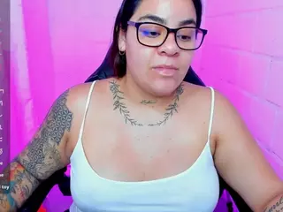 sharoonhills's Live Sex Cam Show