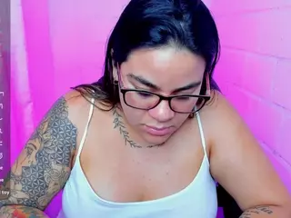 sharoonhills's Live Sex Cam Show
