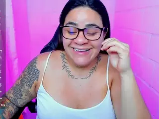 sharoonhills's Live Sex Cam Show
