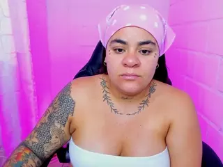 sharoonhills's Live Sex Cam Show