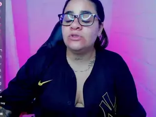 sharoonhills's Live Sex Cam Show