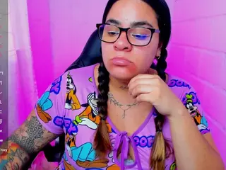 sharoonhills's Live Sex Cam Show