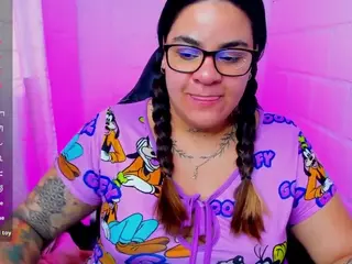 sharoonhills's Live Sex Cam Show