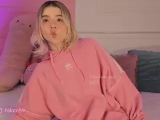 Tammara uwu's Live Sex Cam Show