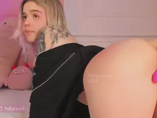 Tammara uwu's Live Sex Cam Show