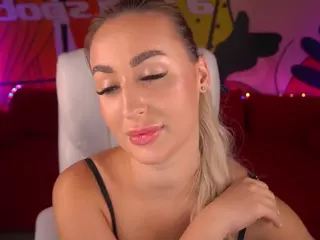 PaolaMola's Live Sex Cam Show