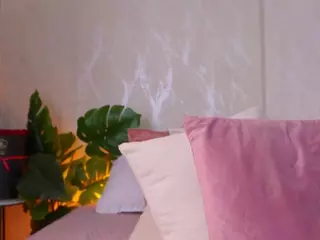 EmilyBell's Live Sex Cam Show