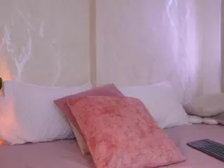 EmilyBell's Live Sex Cam Show