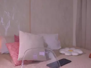 EmilyBell's Live Sex Cam Show