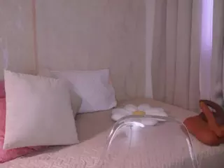 EmilyBell's Live Sex Cam Show