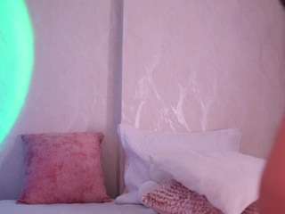 Live cam show with EmilyBell