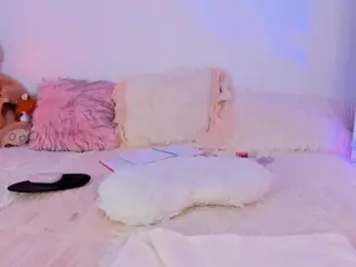 Lilii Moon's Live Sex Cam Show