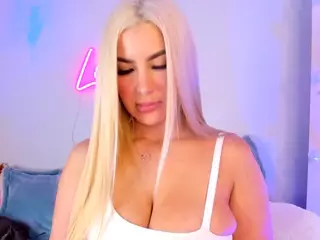 Lilii Moon's Live Sex Cam Show
