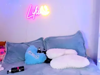 Lilii Moon's Live Sex Cam Show