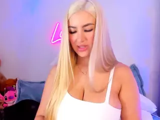 Lilii Moon's Live Sex Cam Show