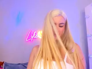 Lilii Moon's Live Sex Cam Show