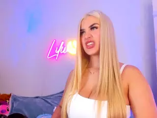 Lilii Moon's Live Sex Cam Show