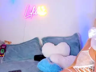 Lilii Moon's Live Sex Cam Show