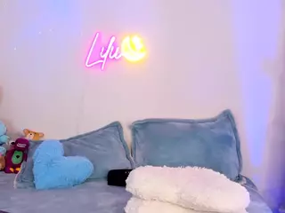 Lilii Moon's Live Sex Cam Show