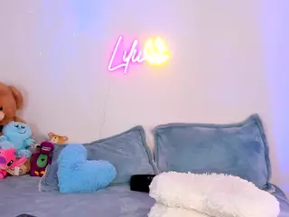 Lilii Moon's Live Sex Cam Show