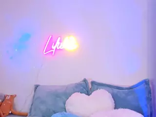 Lilii Moon's Live Sex Cam Show